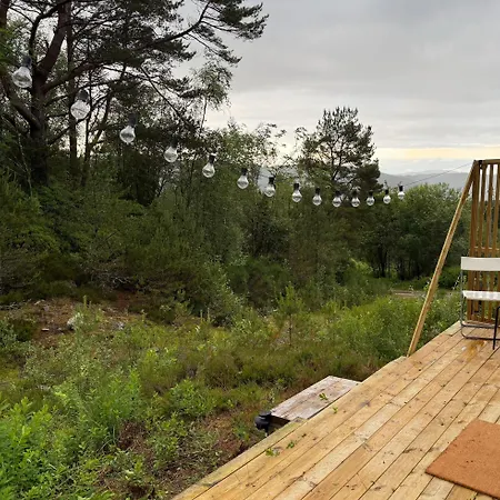 Gjestgiverier Private Single Bed In Podbox 5 Min From Sane, 15 Min To Bergen